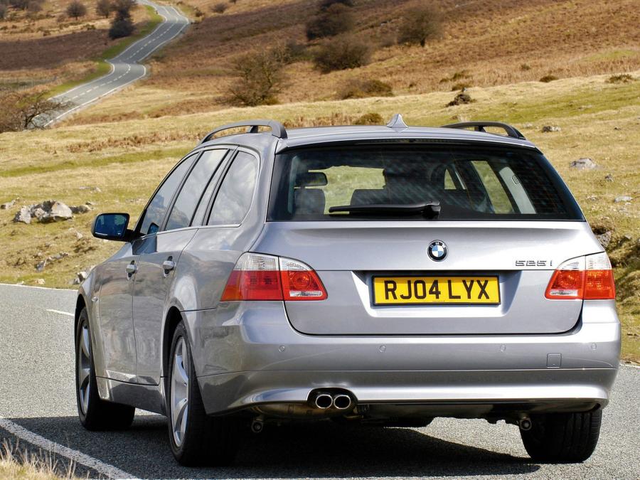  BMW 525i Touring 2004 года  (UK) (фото 8 из 9)